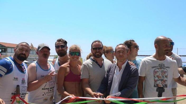 Inaugurata la Beach arena: 8 campi per volley e non solo