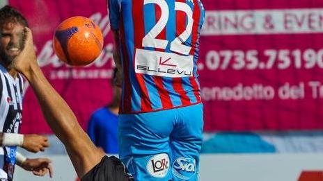Gori, gol capolavoro in rovesciata Così il Viareggio doma il Catania