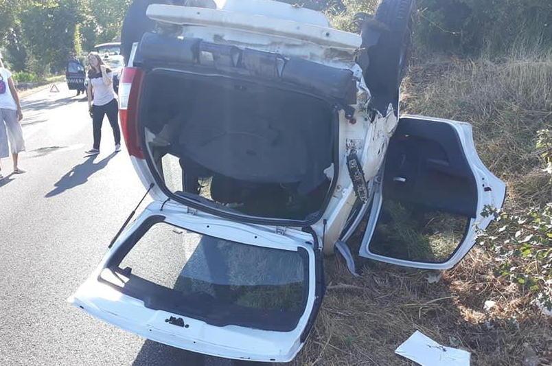 Esce illesa dopo la carambola in auto: «Chiudo gli occhi e ripenso alla scena» 