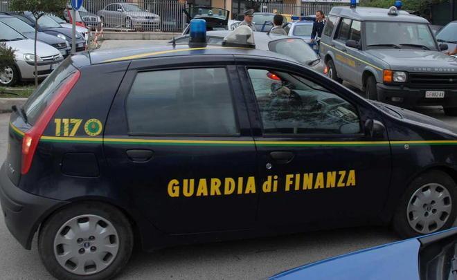 Verifiche della Guardia di Finanza nei negozi di tutta l’Elba 