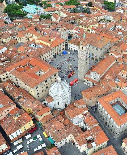 Commercio Pistoia: «Così il centro muore» 