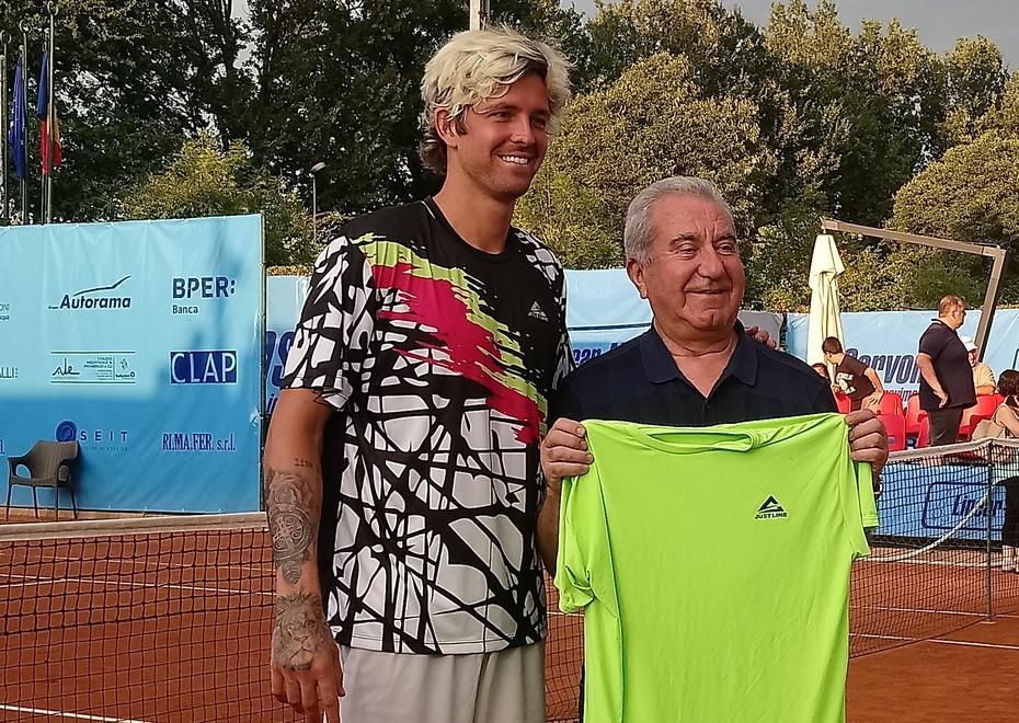 Uno svedese di sangue carioca vince il Fontana: esulta Lindell 