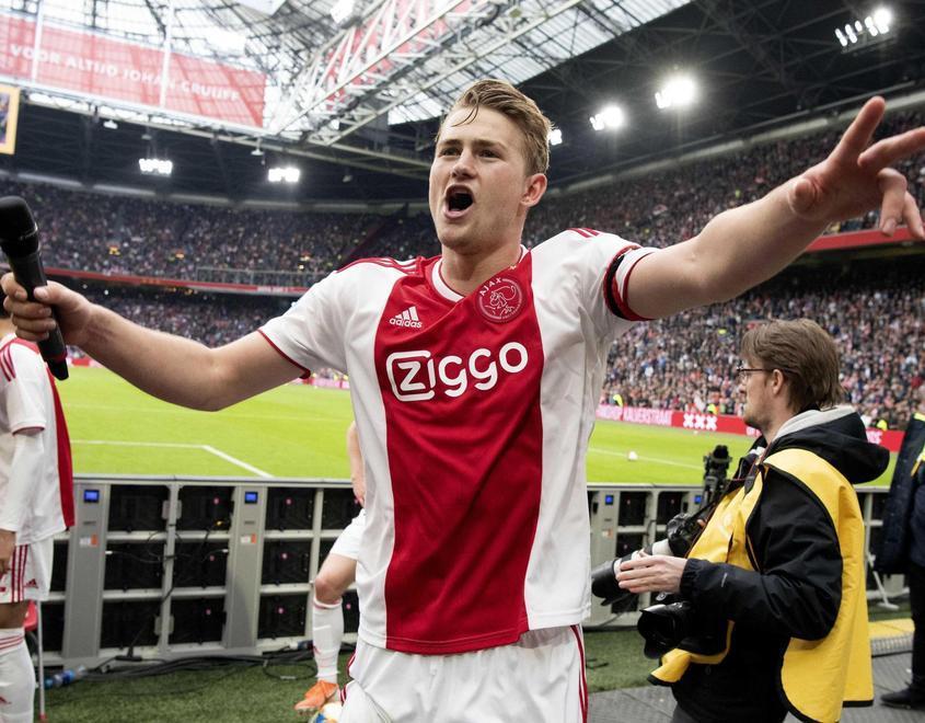 De Ligt-Juventus: manca solo l’annuncio Il Napoli rischia di perdere James 