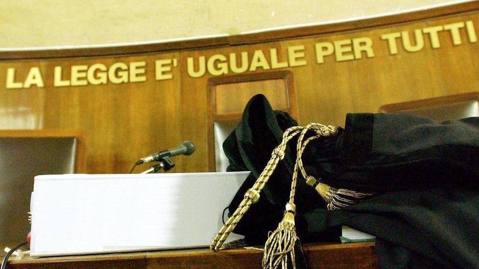 Abusi sulla figlia di 3 anni l’Appello riabilita il padre
