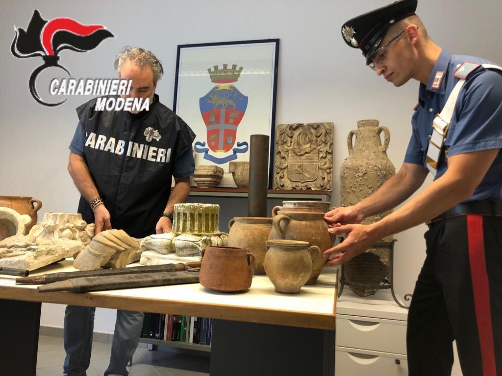 Carpi, trovano in giardino preziosi reperti romani 