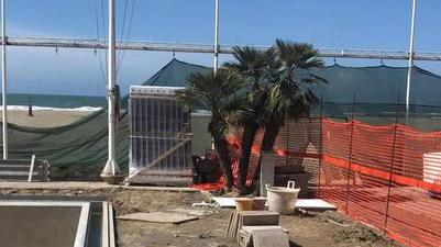 Decine di bagni pronti a investire per aggirare i divieti e la Bolkestein