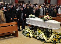 «Mamma è una stella del cielo»: l’ultimo saluto a Irene Anelli 