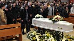 «Mamma è una stella del cielo»: l’ultimo saluto a Irene Anelli