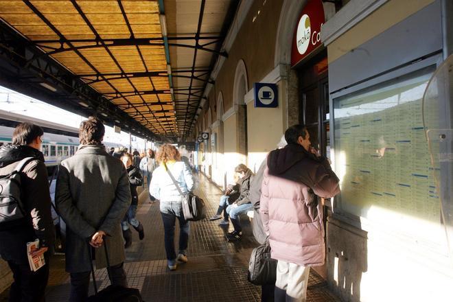 Ancora vandali alla stazione di Empoli: cancellate tre corse 