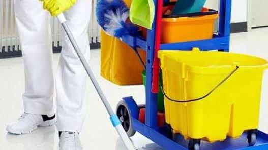 Ventinove addetti alle pulizie per hotel campeggi, agriturismi