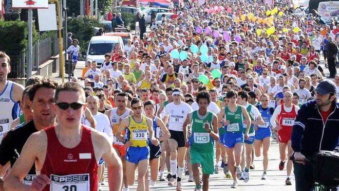 Tutta la città di Pistoia alla 25ª Maratonina