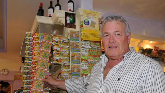 Vince 100mila euro con “Il miliardario”