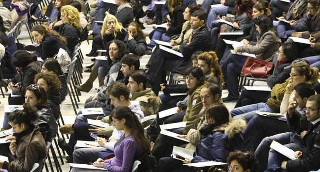 Il lavoro è per un anno, si presentano in 750 