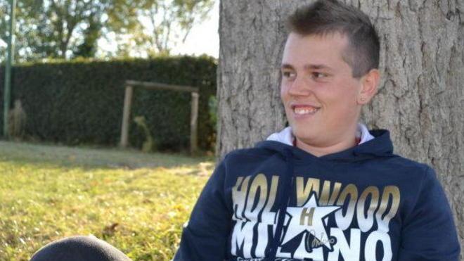 Io, spettatore impotente della violenza su mio figlio