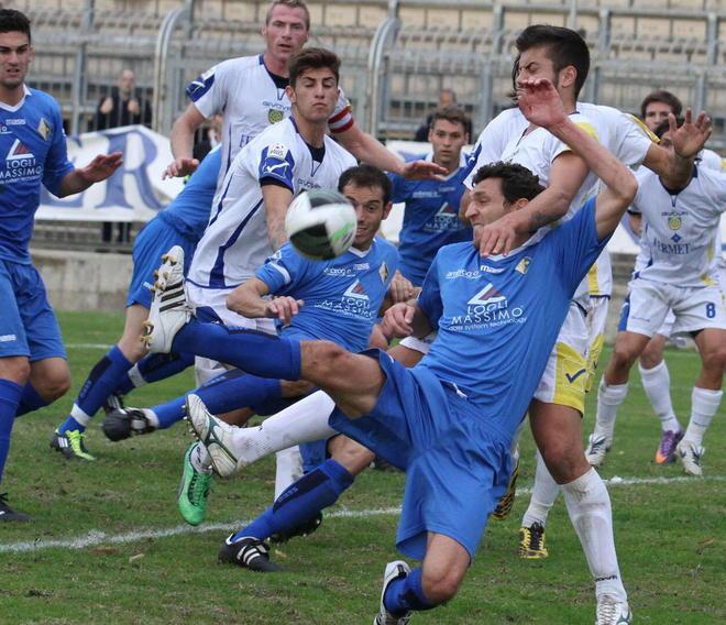 Guarducci: «Stadio inagibile? Giochiamo a porte chiuse» 