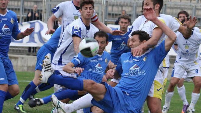 Guarducci: «Stadio inagibile? Giochiamo a porte chiuse»