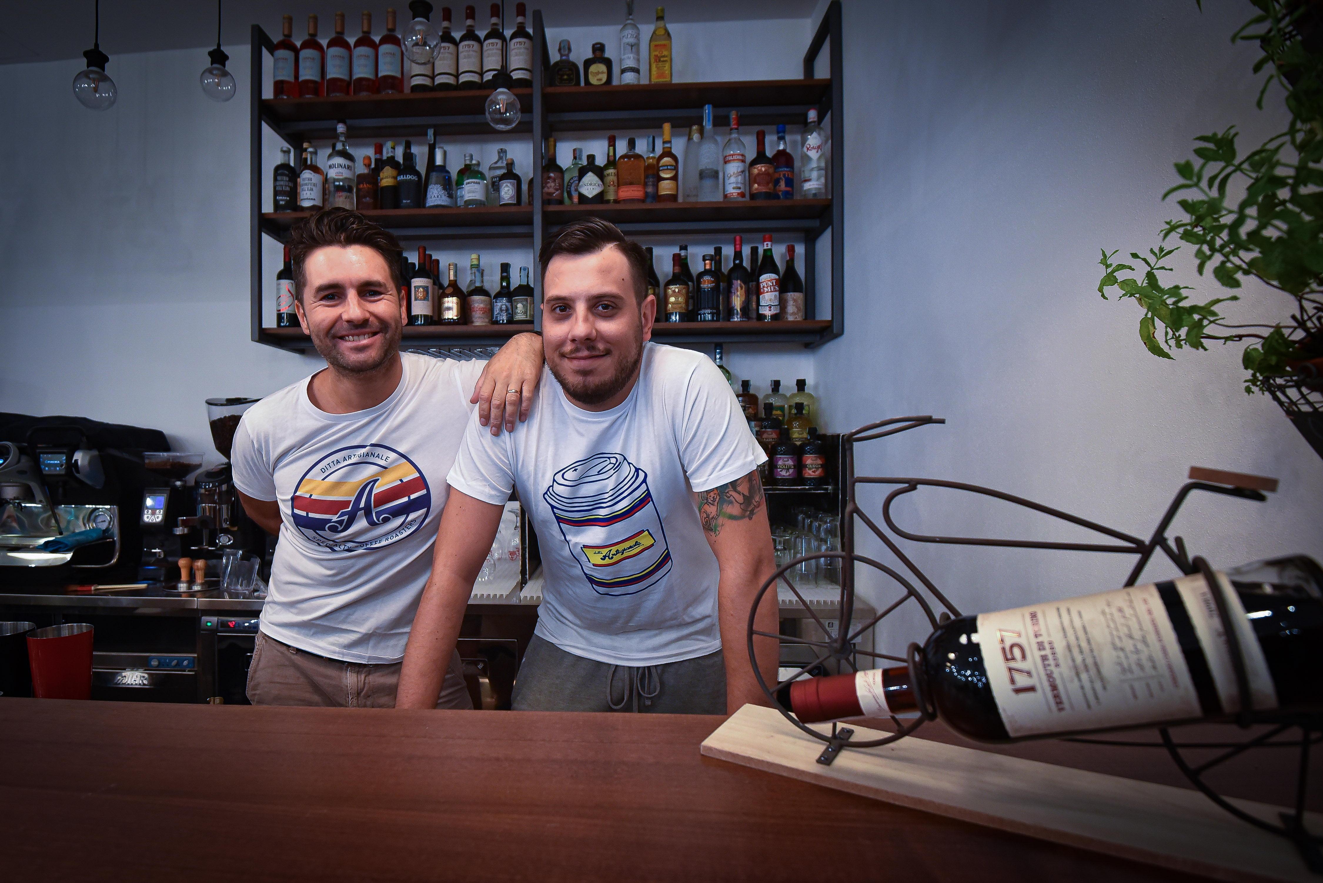 Nuovo inquilino sotto ai portici: ecco il bar Vermuttino 