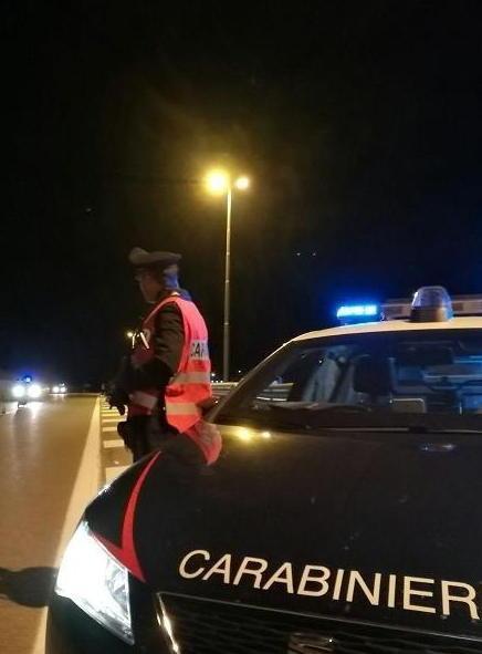 «O paghi o salti col tritolo» Tre spacciatori in carcere 
