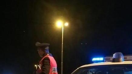 «O paghi o salti col tritolo» Tre spacciatori in carcere