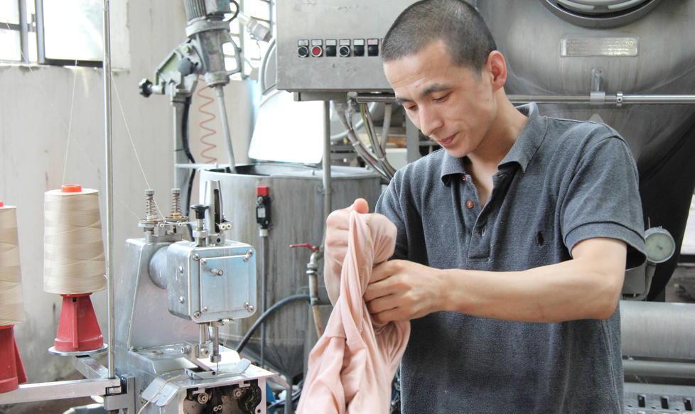 Tre aziende su 10 sono straniere, rallenta la Cina cresce il Pakistan 