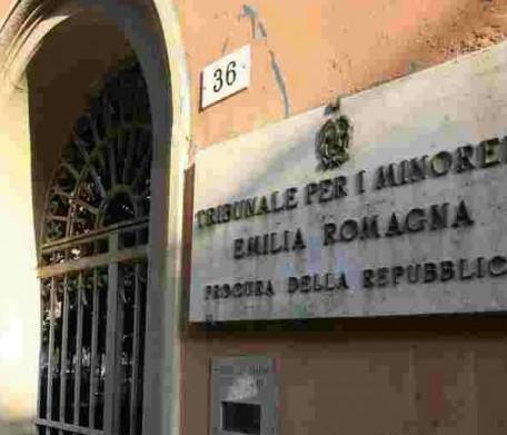 Affidi illeciti, i giudici minorili a caccia di nuovi casi sospetti 