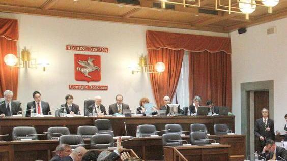 Associazioni in tribunale per la gestione del porto