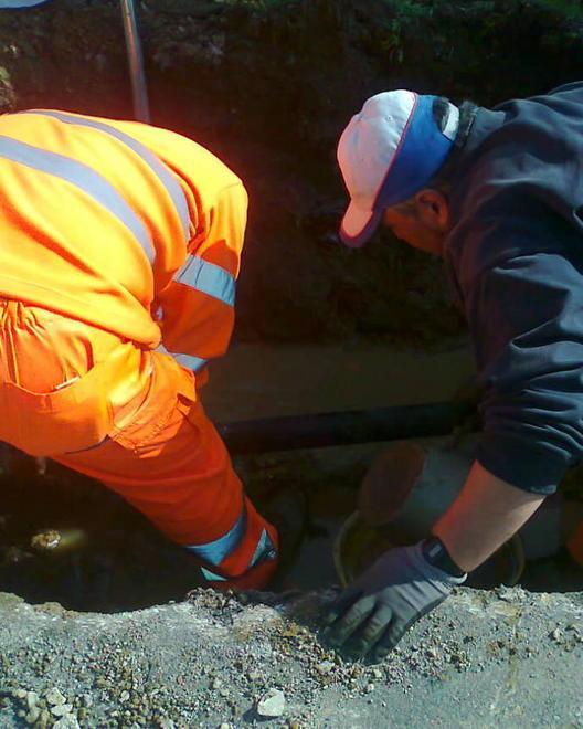 Si rompe ancora un tubo, abitazioni senz’acqua 