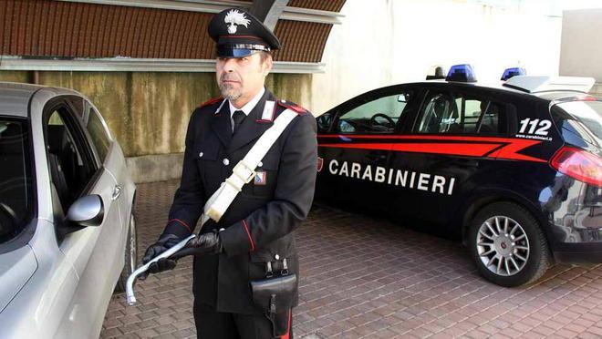 «Mi ha rotto lo specchietto» due accusati di tentata truffa 