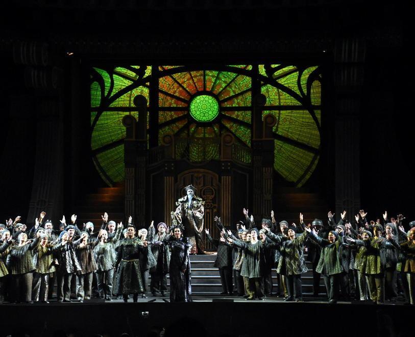In scena torna Turandot 