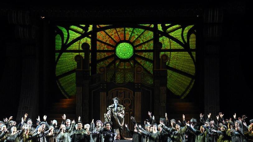 In scena torna Turandot
