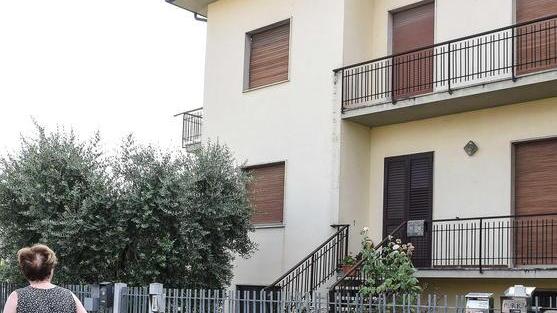 Morto in casa da giorni L’autopsia fuga i dubbi
