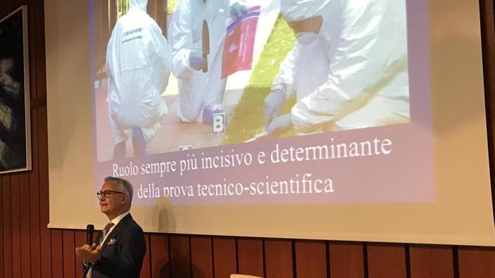 I segreti dell’investigatore raccontati dal generale del Ris