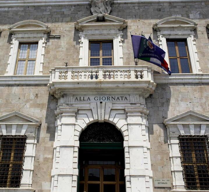 Assunzione illegittima, addio cattedra Prof non poteva partecipare al concorso 