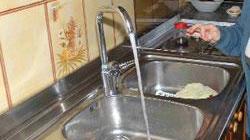 Rincaro del 5%: le bollette dell’acqua sempre più salate