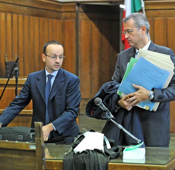 Il pm Francesco Sottosanti, titolare dell'inchiesta Untouchables, con il procuratore facente funzioni Giuseppe Grieco (a destra)