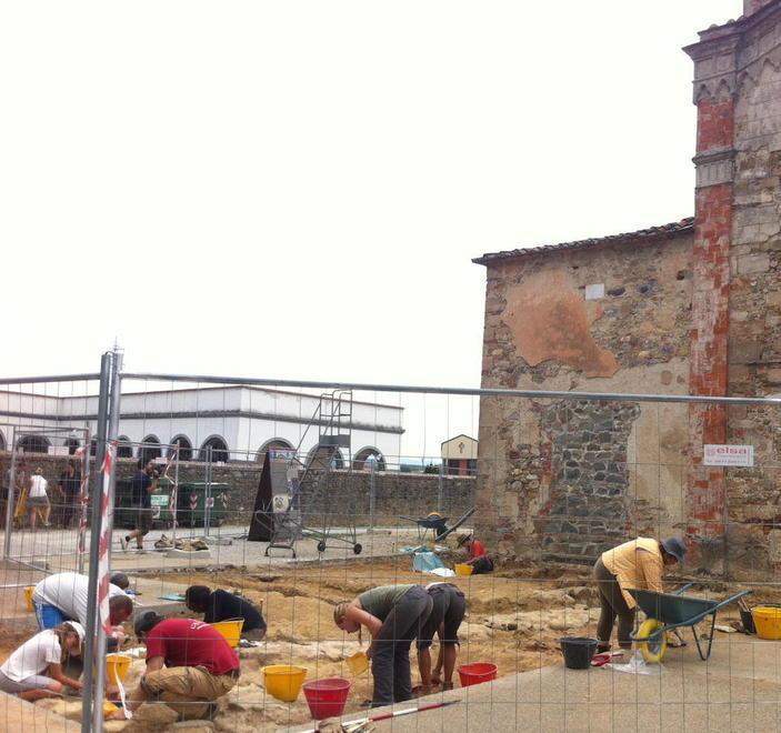 Lo scavo archeologico aperto al pubblico di notte