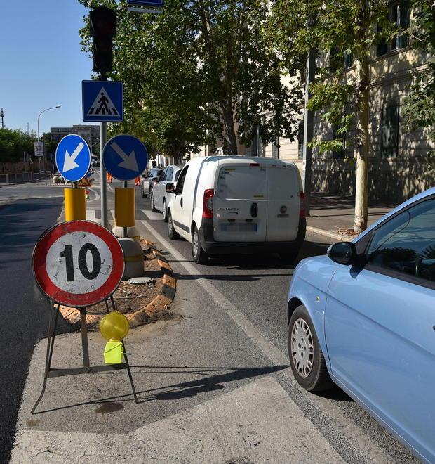 Asfaltatura delle strade, occhio ai divieti in città