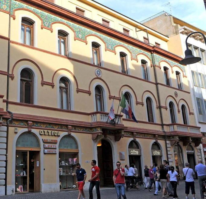 Lo Stato mette in vendita il palazzo del Provveditorato 