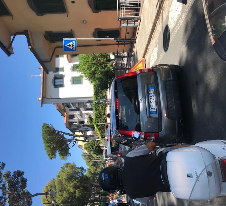 Tra Caletta e Portovecchio in fila al semaforo per i lavori