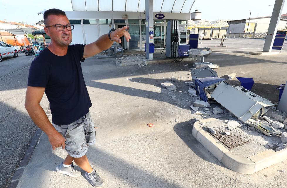 Secondo assalto con la ruspa in due giorni Sradicate le casse automatiche del Q8 