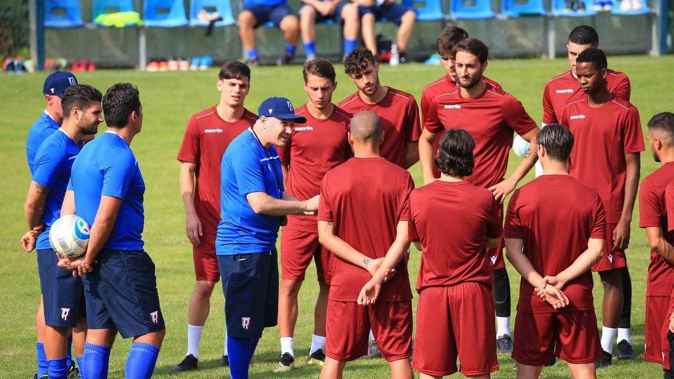 Calcio serie C, Reggiana a caccia delle punte: Occhi su Scappini e Sorrentino