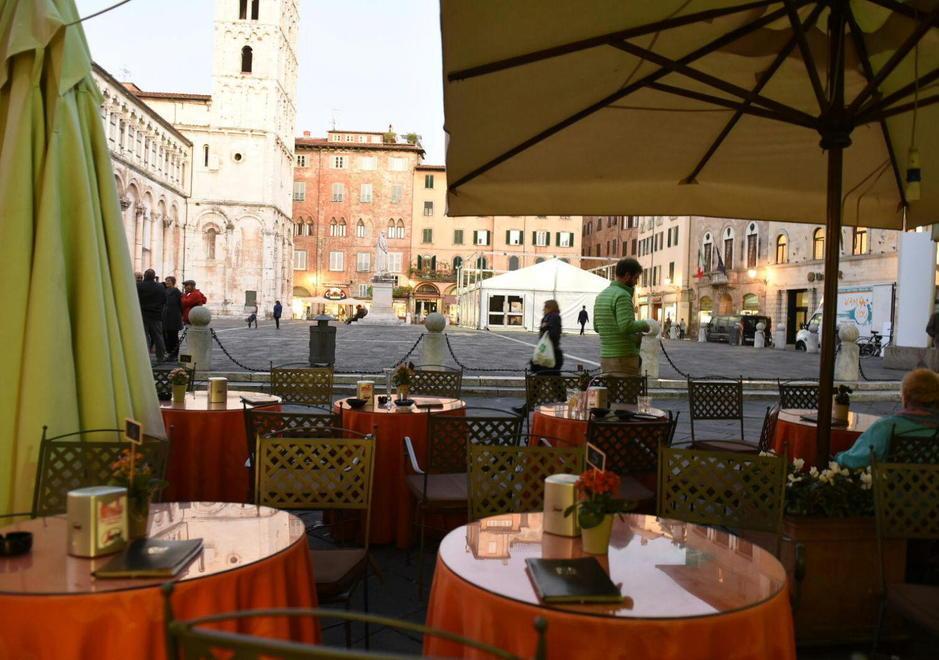 Arretrati per i rifiuti, decine di avvisi a bar e ristoranti 