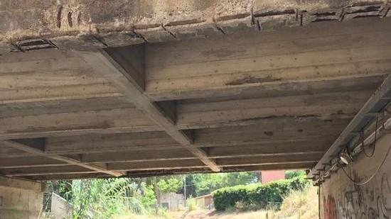 Armature a vista, scattano le verifiche per il cavalcavia