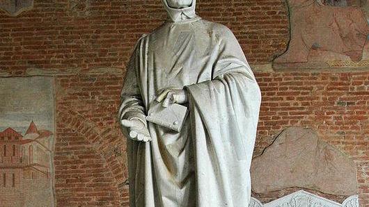 La statua di Fibonacci (Leonardo Pisano) al Camposanto di Pisa
