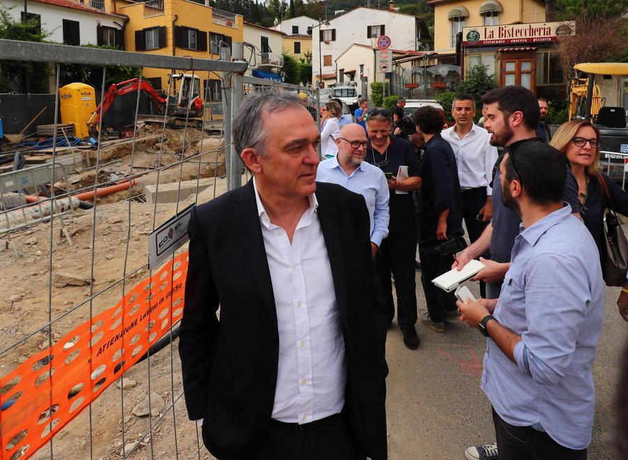 I sopralluoghi di Rossi fra piazza delle Carrozze, Apparizione e scavalco 