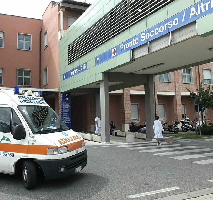 Voleva togliersi la vita salvato dai vicini di casa 
