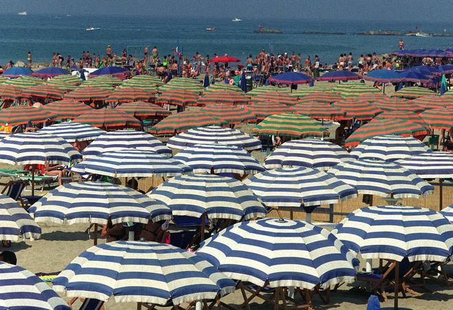 Bagni, ecco i nuovi costi per le concessioni 