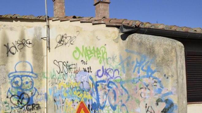 Ma le vecchie transenne sono ancora lì «Presto vedrete i risultati del lavoro»