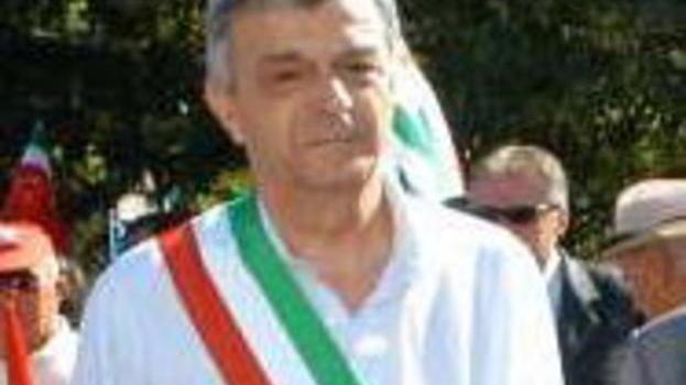 Stamani la prima protesta a Casal di Pari contro le saracinesche abbassate