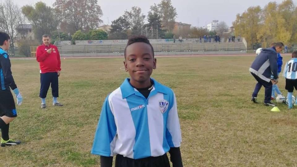 Il papà di Ibrahym agli amici: "Non piangete, mio figlio voleva la gioia"